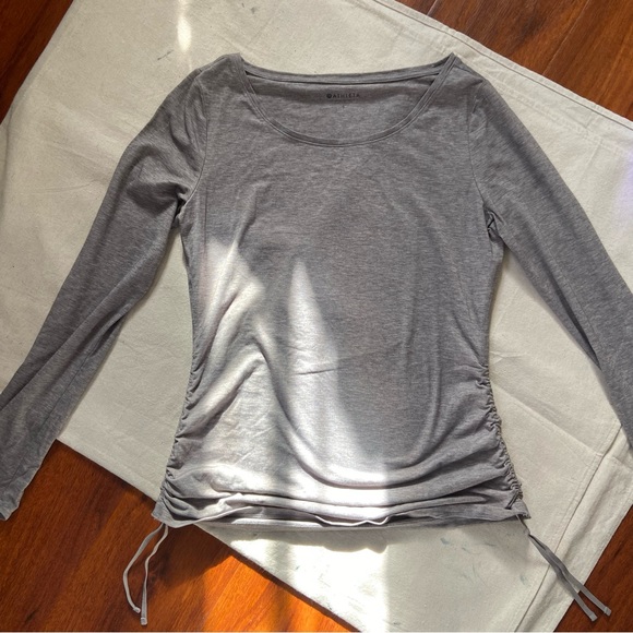 Athleta Gray Yoga Top - Picture 2 of 4